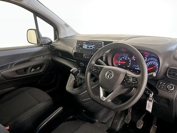 Used Vauxhall Combo 2022 for sale - 76114566: Photo 3