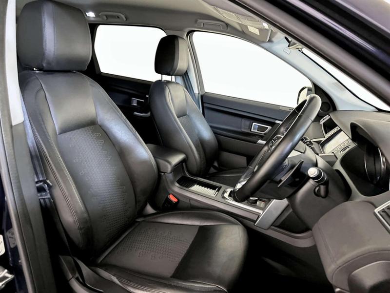 Used Land Rover Discovery Sport 2018 for sale - 76968513: Photo 13