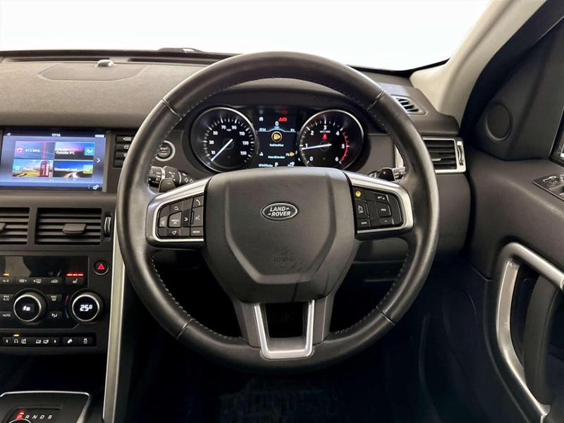 Used Land Rover Discovery Sport 2018 for sale - 76968513: Photo 18