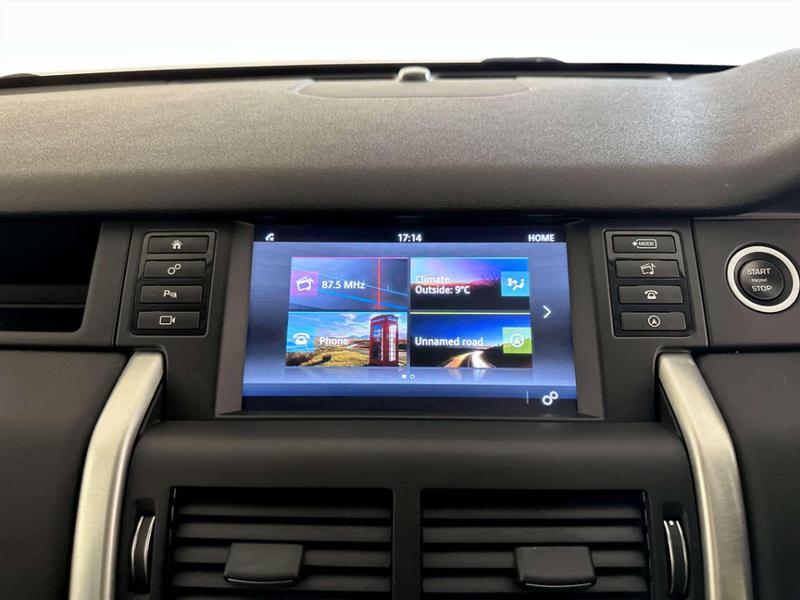 Used Land Rover Discovery Sport 2018 for sale - 76968513: Photo 24