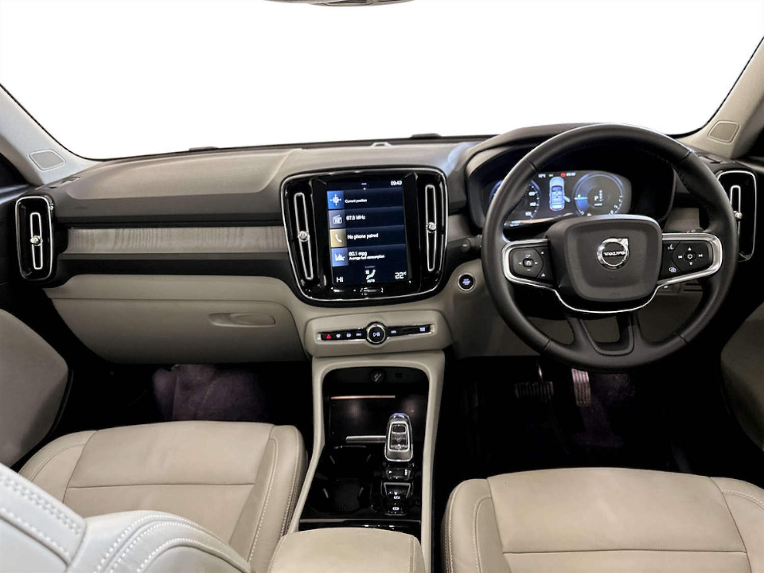 Used Volvo XC40 2022 for sale - 77662764: Photo 3