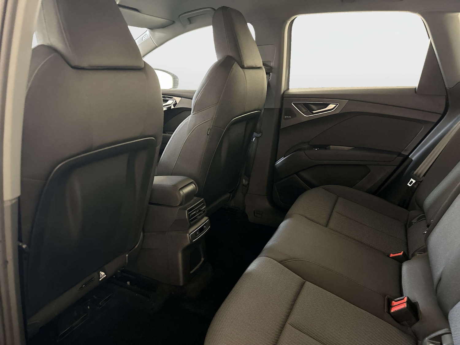 Used Audi Q4 e-tron 2021 for sale - 77998512: Photo 14