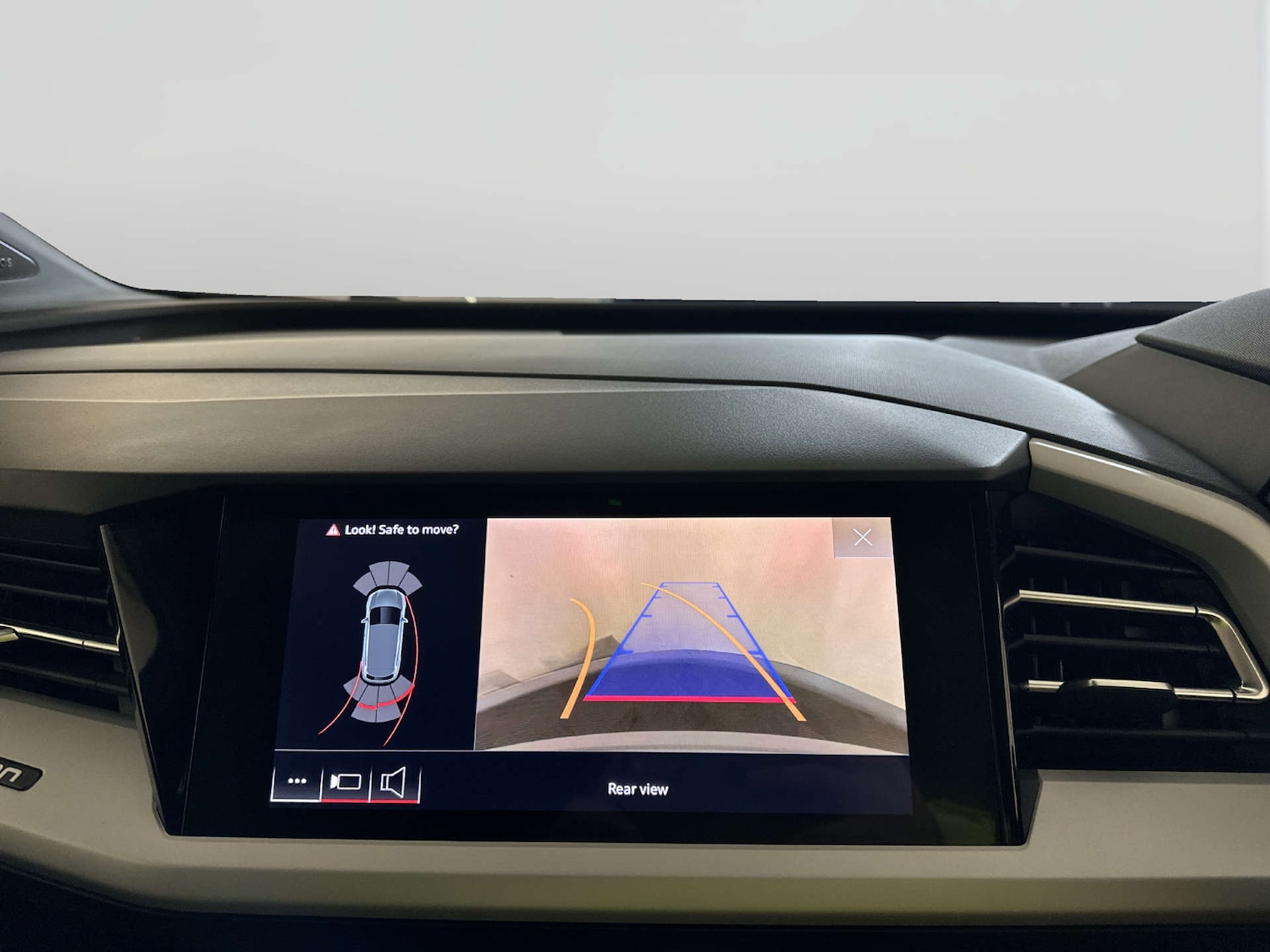 Used Audi Q4 e-tron 2021 for sale - 77998512: Photo 20