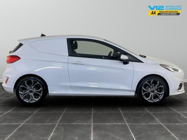 Used Ford Fiesta Van 2021 for sale - 75712596: Photo 11