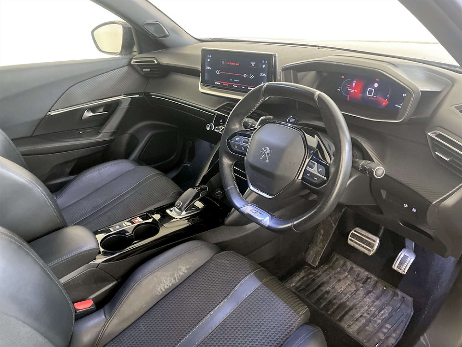 Used Peugeot 2008 2020 for sale - 77310427: Photo 15