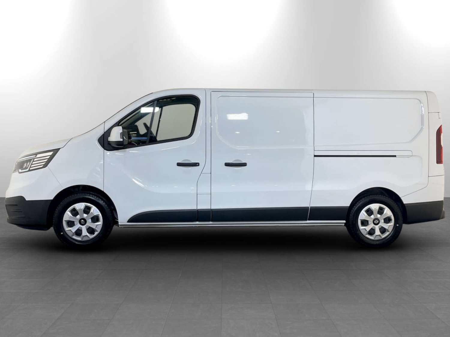 Used Renault Trafic 2025 for sale - 77185688: Photo 6