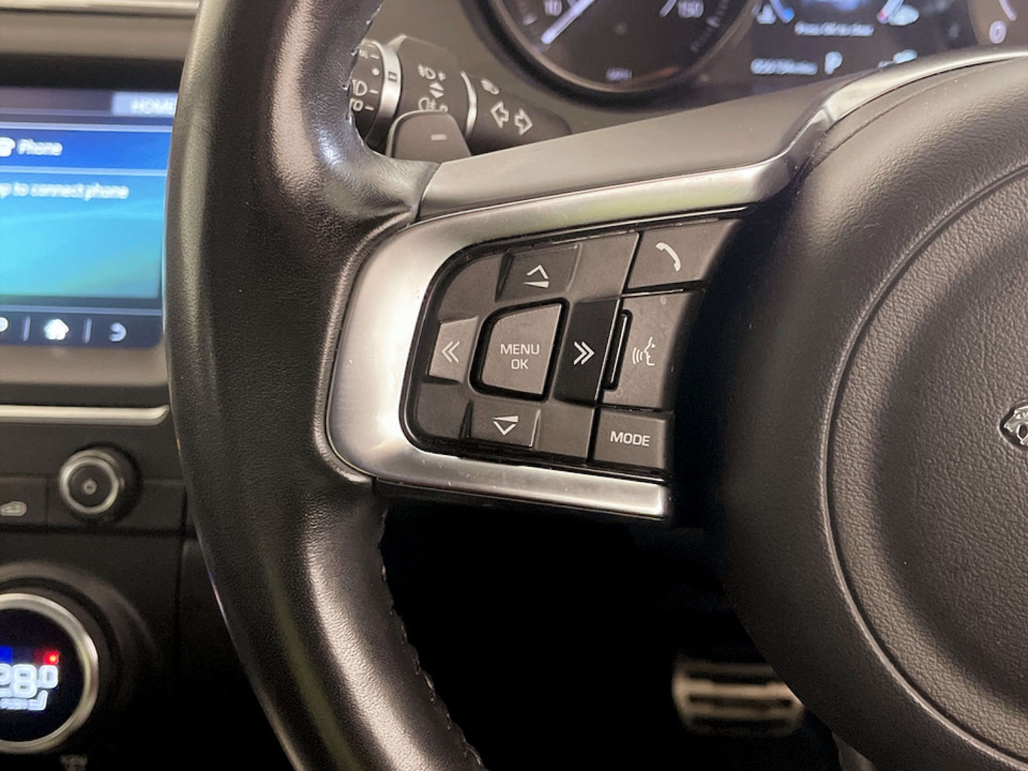 Used Jaguar E-Pace 2018 for sale - 77431866: Photo 16