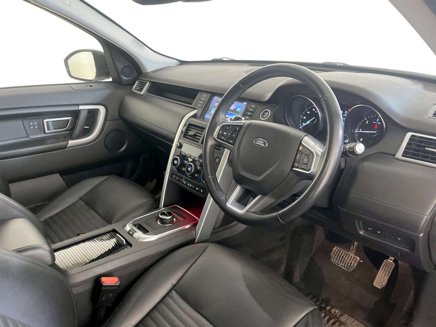 Used Land Rover Discovery Sport 2018 for sale - 77617143: Photo 16