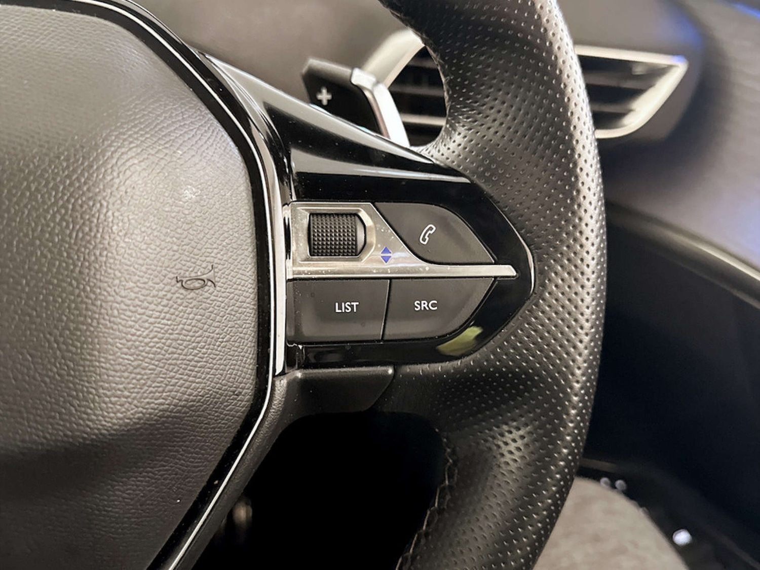 Used Peugeot 3008 2020 for sale - 77276704: Photo 21