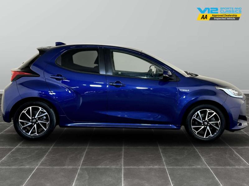 Used Toyota Yaris 2021 for sale - 76862299: Photo 11