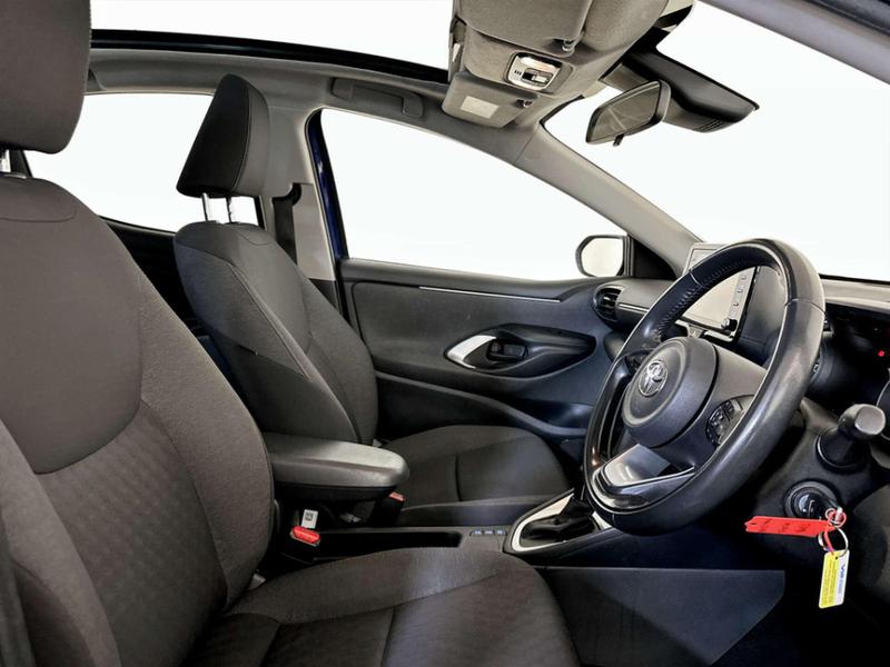 Used Toyota Yaris 2021 for sale - 76862299: Photo 13