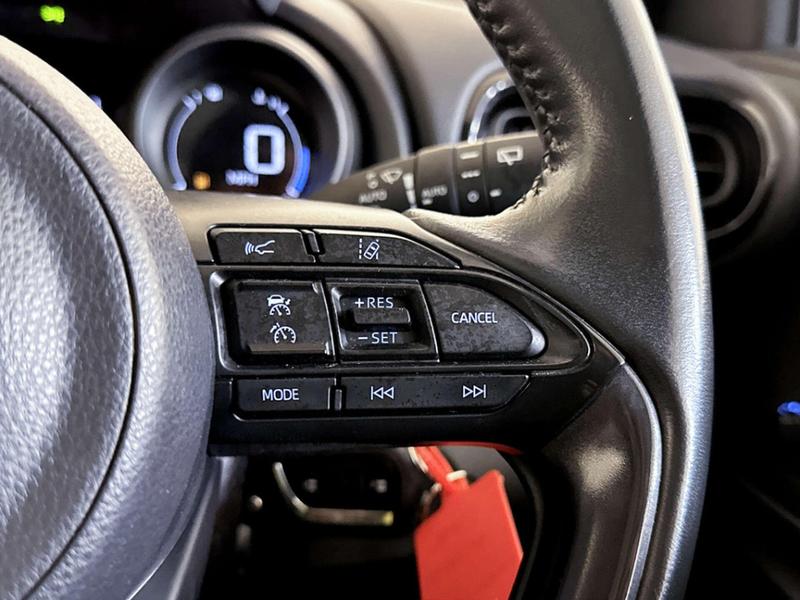 Used Toyota Yaris 2021 for sale - 76862299: Photo 19