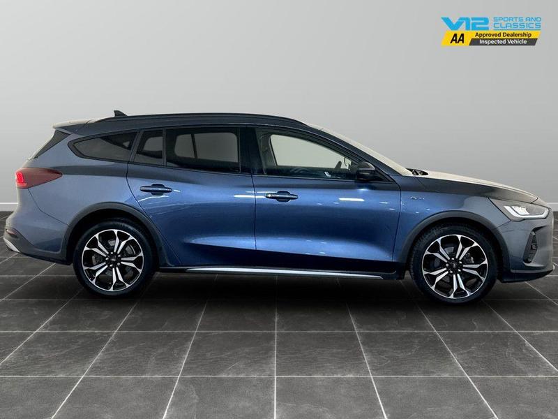 Used Ford Focus 2022 for sale - 76298975: Photo 11
