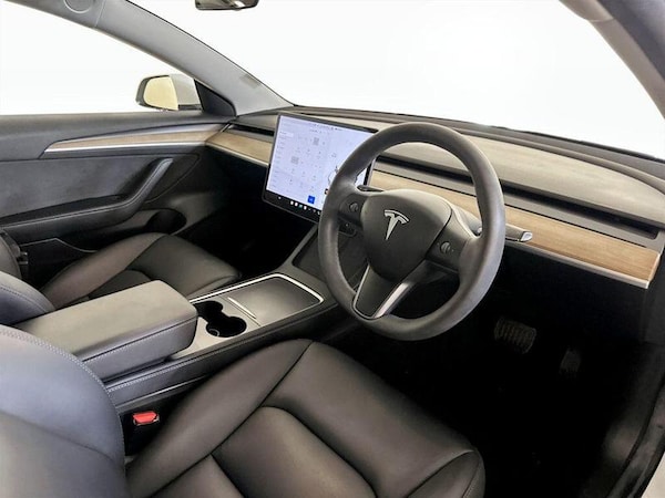 Used Tesla Model 3 2021 for sale - 76286914: Photo 15