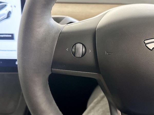 Used Tesla Model 3 2021 for sale - 76286914: Photo 17