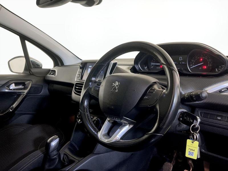 Used Peugeot 208 2018 for sale - 76146752: Photo 15