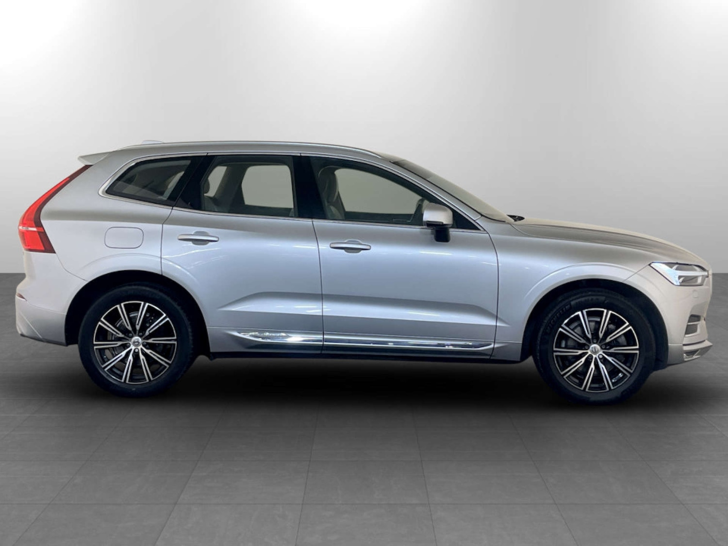 Used Volvo XC60 2018 for sale - 77355565: Photo 11