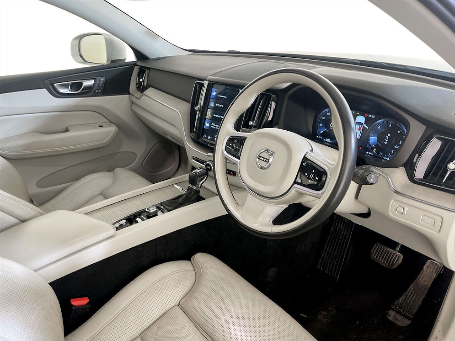 Used Volvo XC60 2018 for sale - 77355565: Photo 16