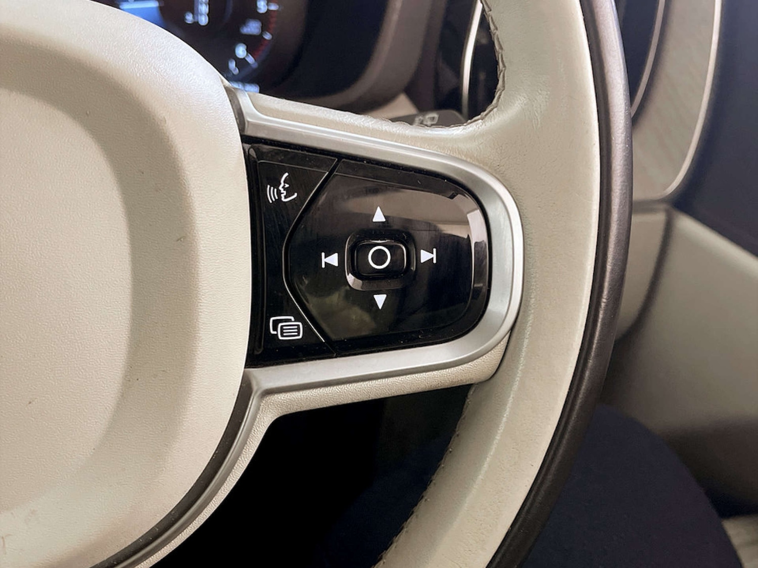 Used Volvo XC60 2018 for sale - 77355565: Photo 20