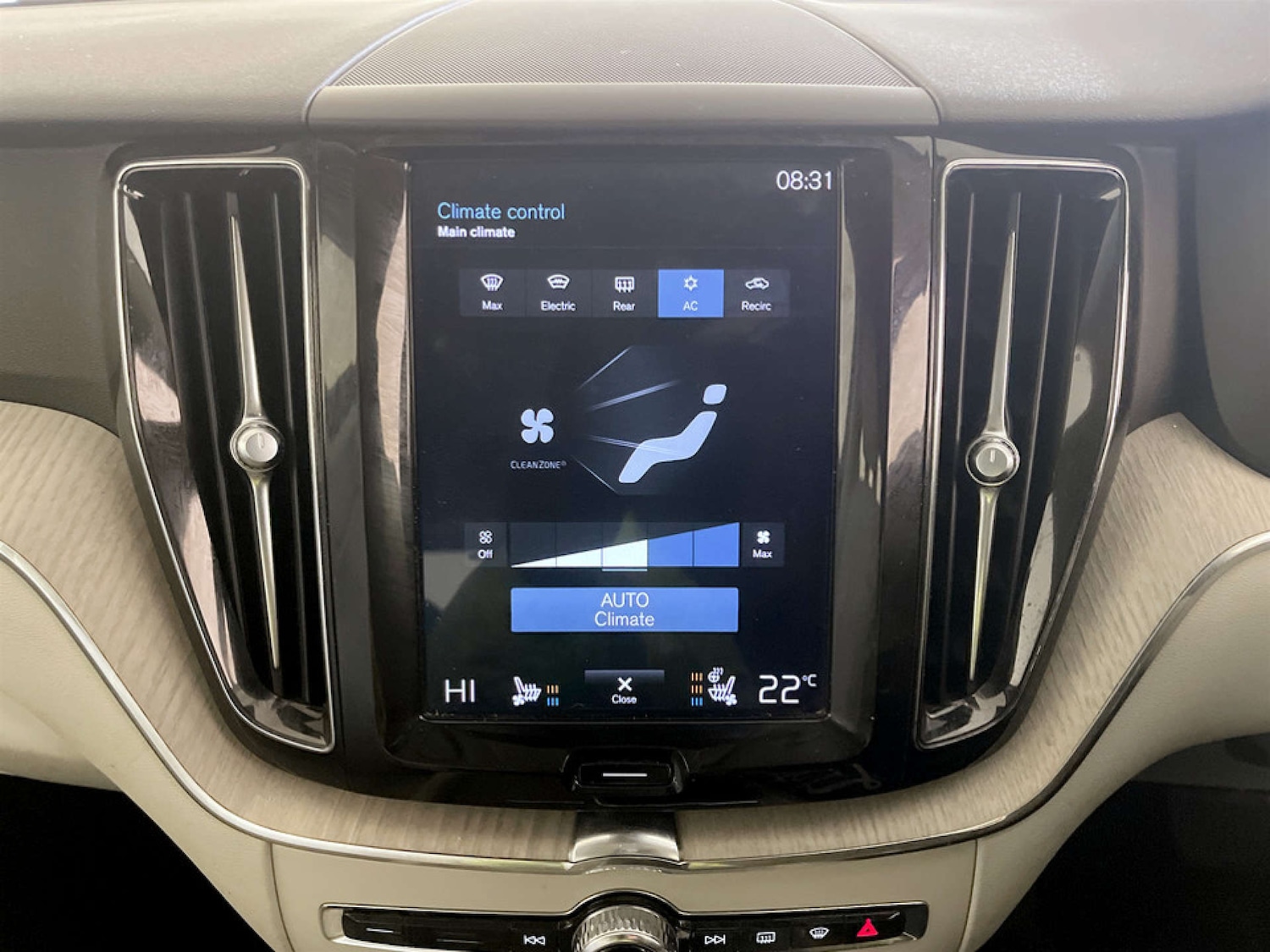 Used Volvo XC60 2018 for sale - 77355565: Photo 22