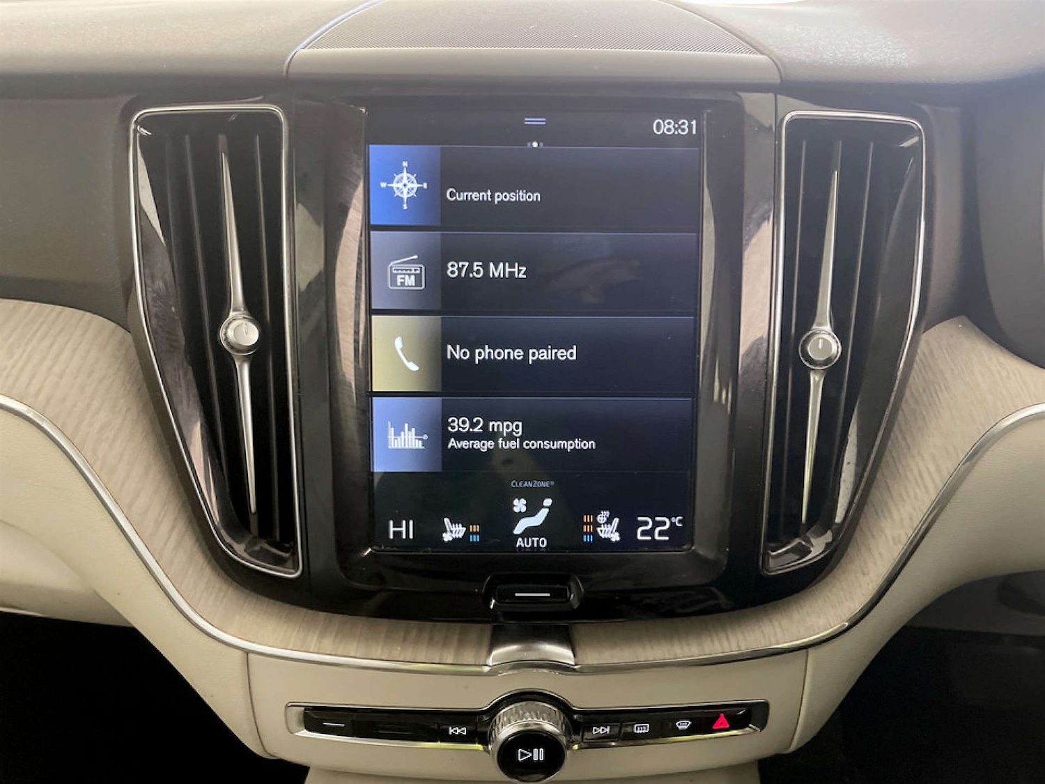 Used Volvo XC60 2018 for sale - 77355565: Photo 25