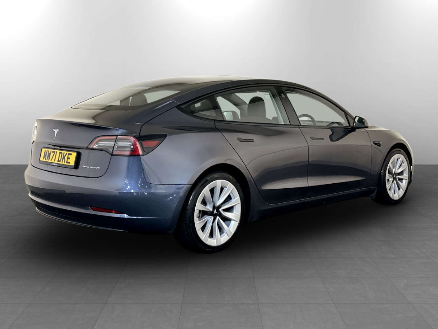 Used Tesla Model 3 2021 for sale - 77261397: Photo 10
