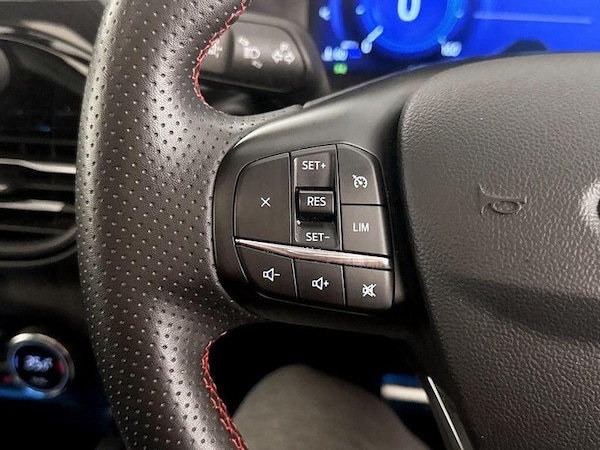 Used Ford Kuga 2022 for sale - 76298976: Photo 18