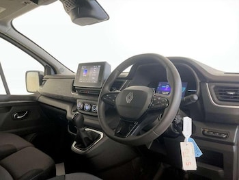 Used Renault Trafic 2025 for sale - 76850979: Photo