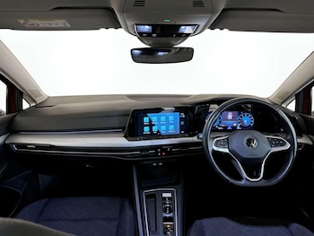 Used Volkswagen Golf 2022 for sale - 76904575: Photo