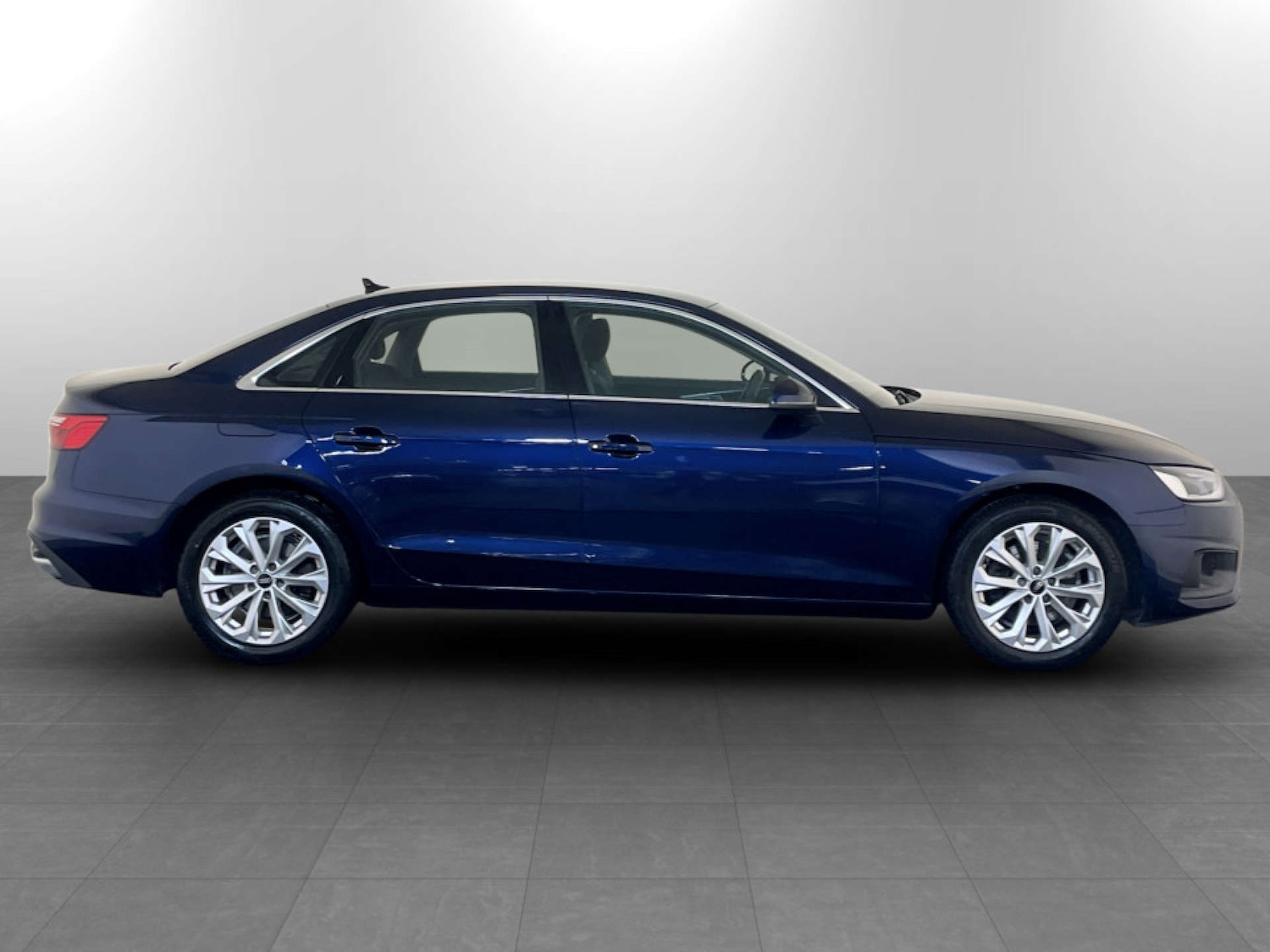 Used Audi A4 2023 for sale - 77224842: Photo 11