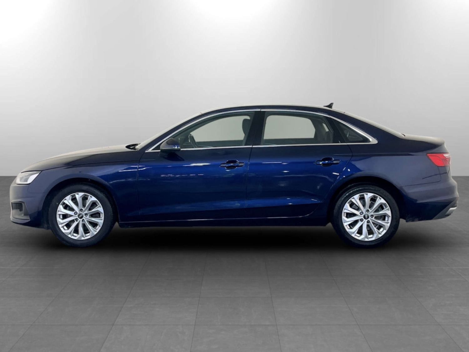 Used Audi A4 2023 for sale - 77224842: Photo 7