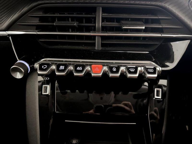 Used Peugeot 2008 2021 for sale - 76405211: Photo 23