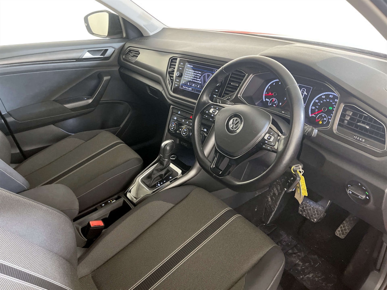 Used Volkswagen T-Roc 2019 for sale - 77224838: Photo 16