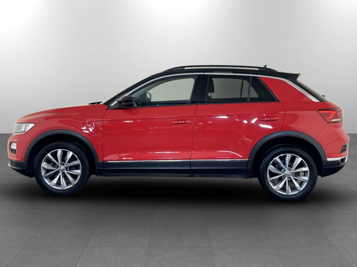 Used Volkswagen T-Roc 2019 for sale - 77224838: Photo 7