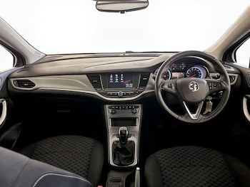 Used Vauxhall Astra 2019 for sale - 76673190: Photo