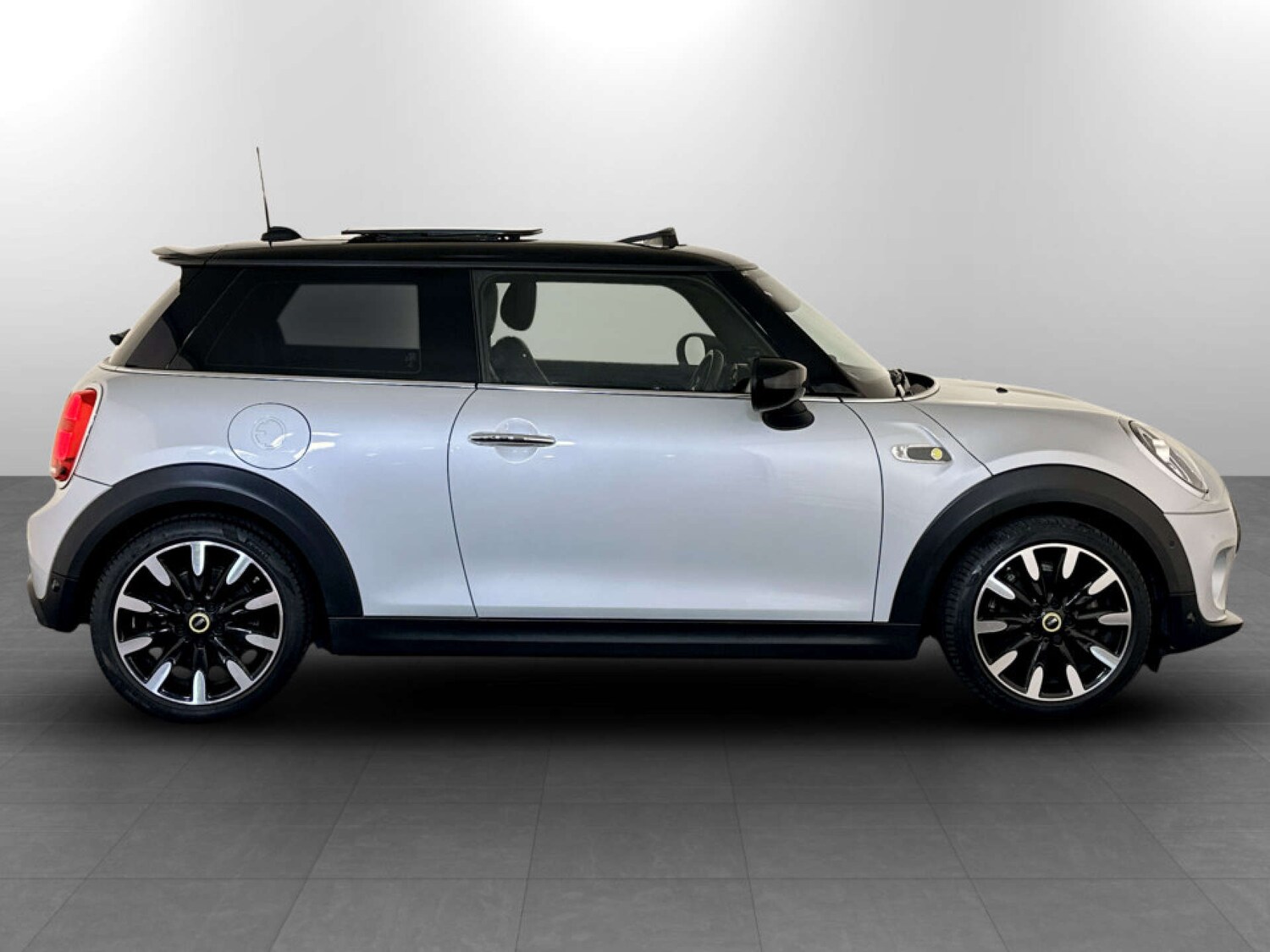 Used MINI Hatch 2020 for sale - 77639615: Photo 11