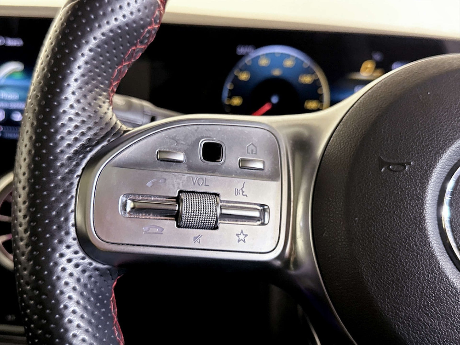 Used Mercedes-Benz EQA 2022 for sale - 77185633: Photo 17