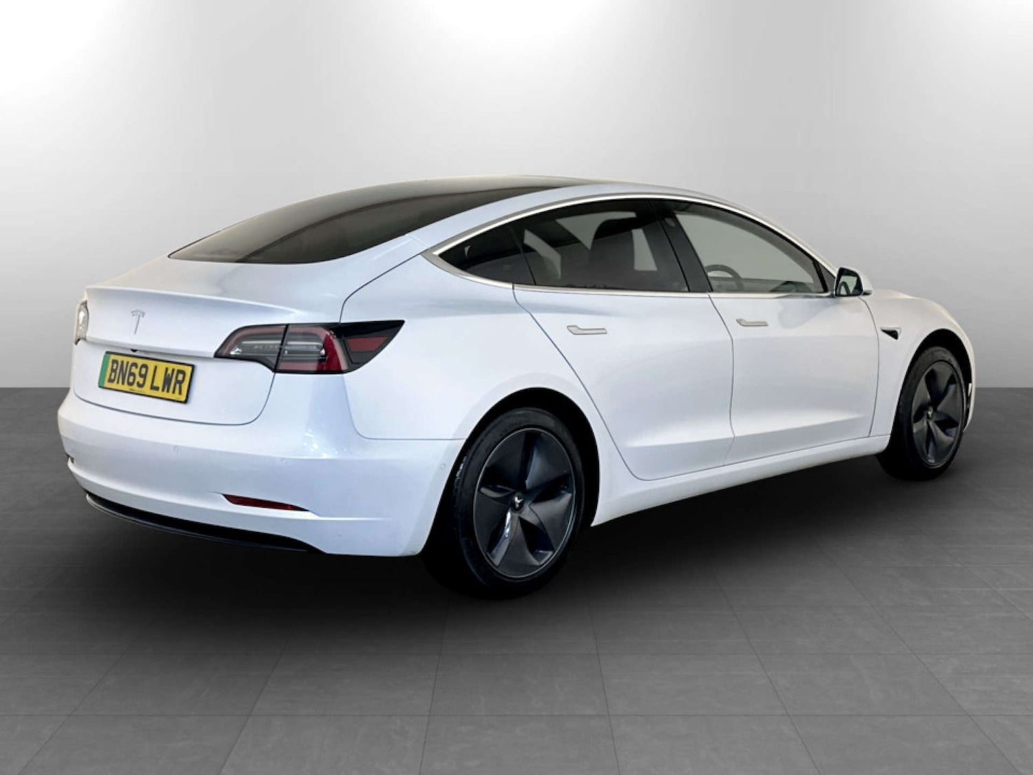 Used Tesla Model 3 2020 for sale - 77185601: Photo 10