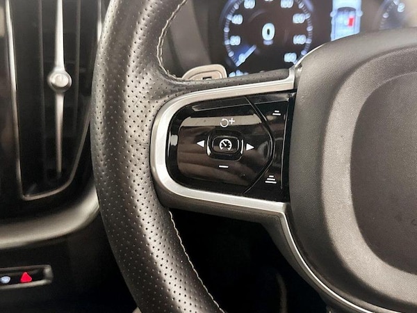 Used Volvo XC60 2018 for sale - 76261129: Photo 18