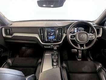 Volvo XC60 feature image 3