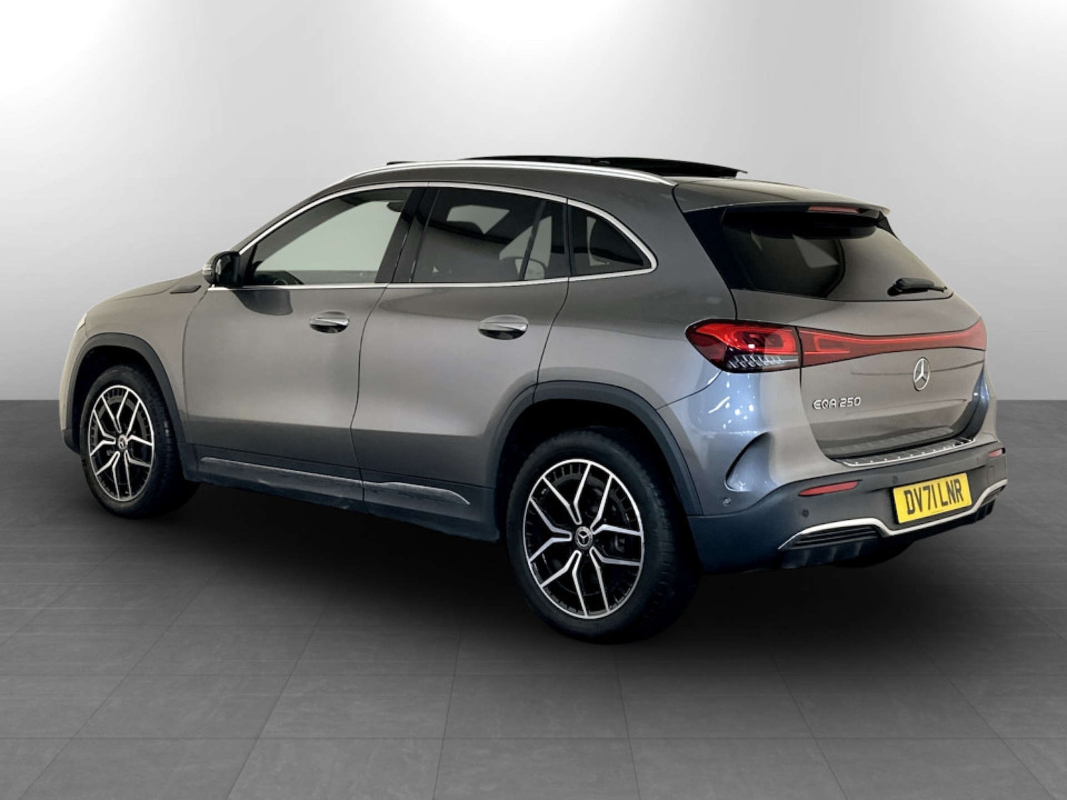 Used Mercedes-Benz EQA 2021 for sale - 77664924: Photo 8