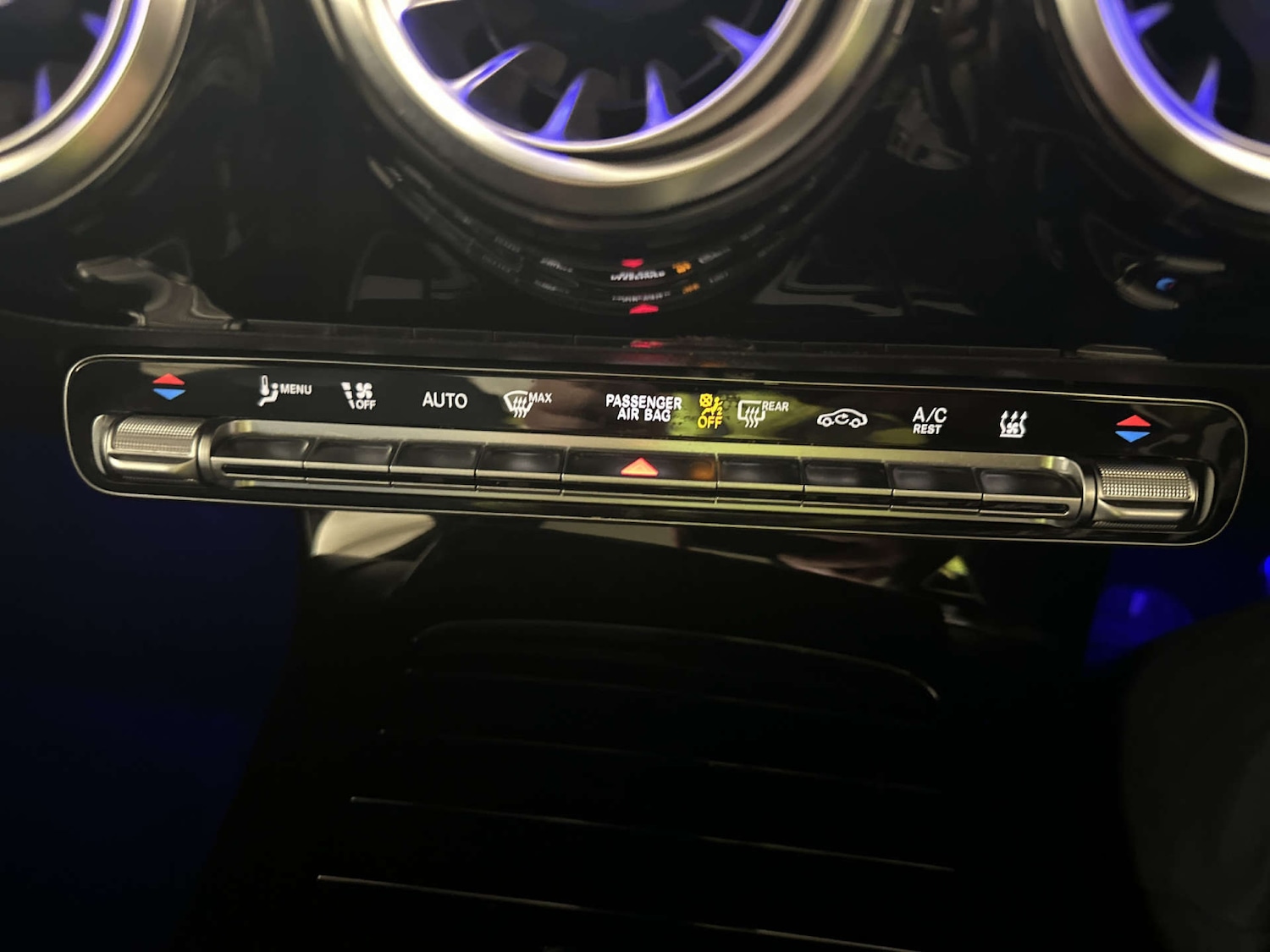 Used Mercedes-Benz A-Class 2022 for sale - 78045033: Photo 25