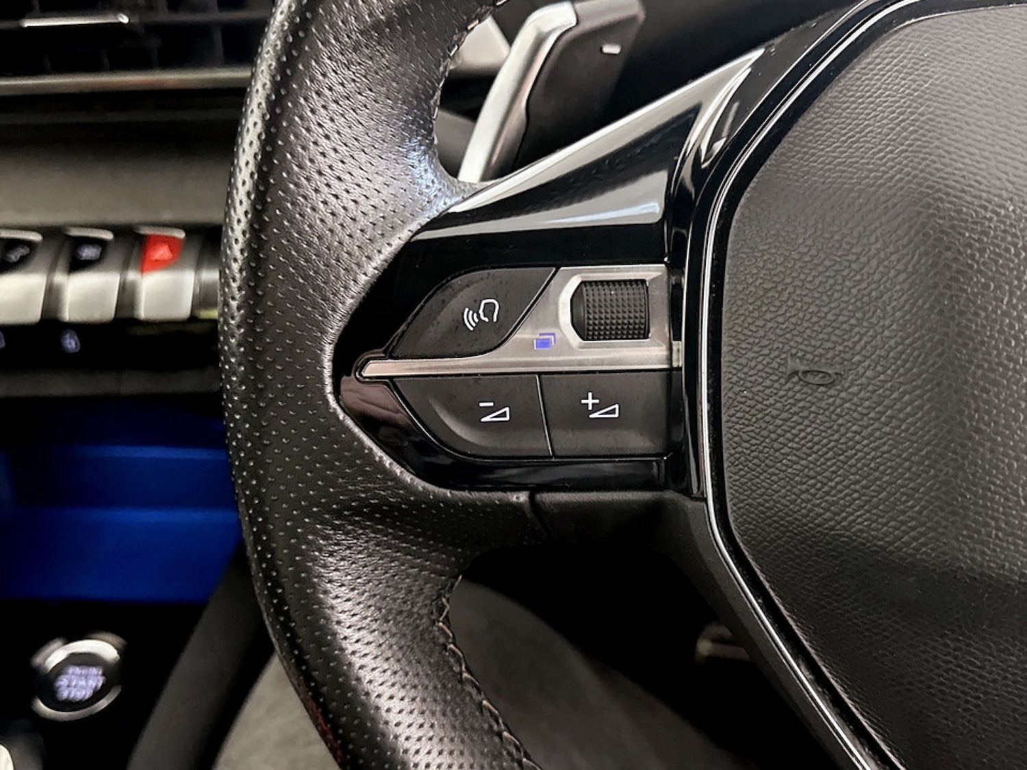 Used Peugeot 5008 2022 for sale - 77185492: Photo 18