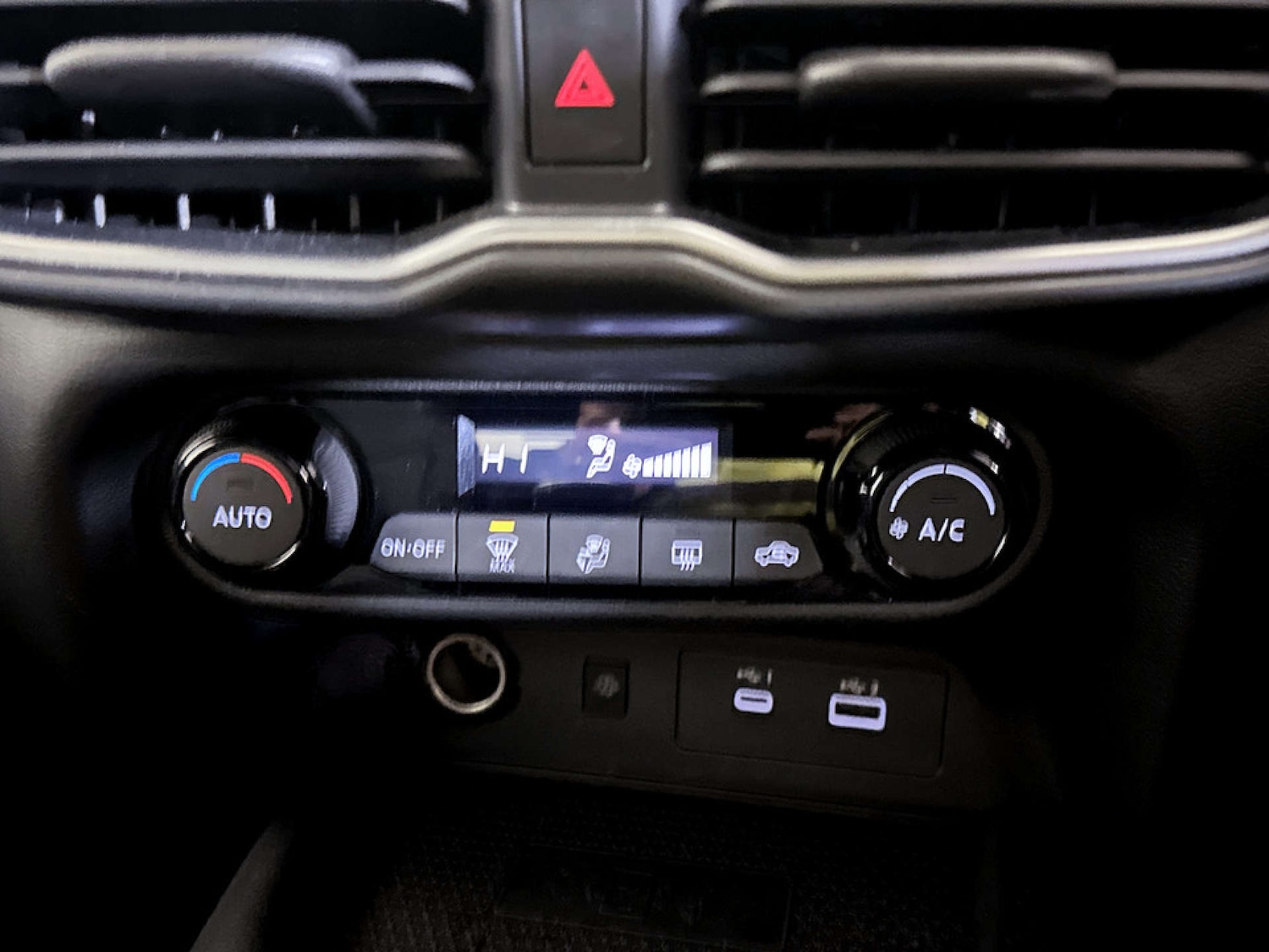 Used Nissan Juke 2024 for sale - 77185646: Photo 25