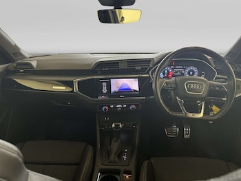 Used Audi Q3 2022 for sale - 79162700: Photo