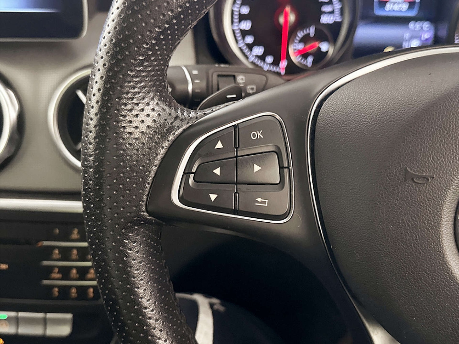 Used Mercedes-Benz GLA 2019 for sale - 77813590: Photo 18