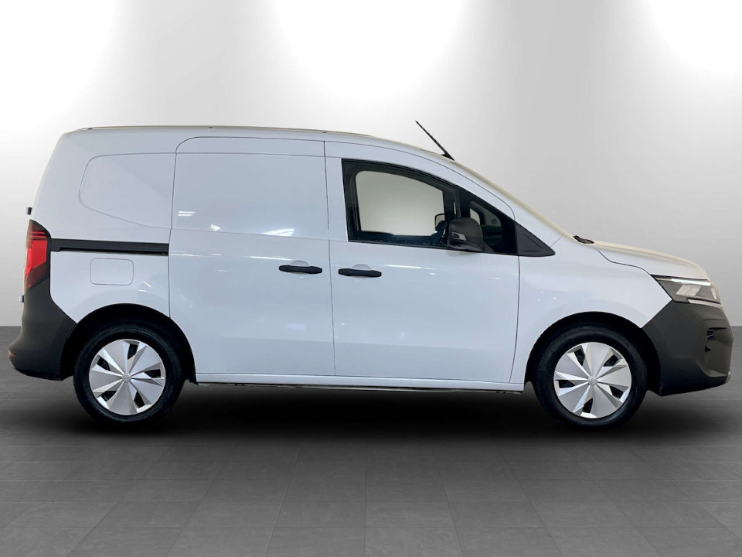 Used Nissan Other 2023 for sale - 77569698: Photo 11