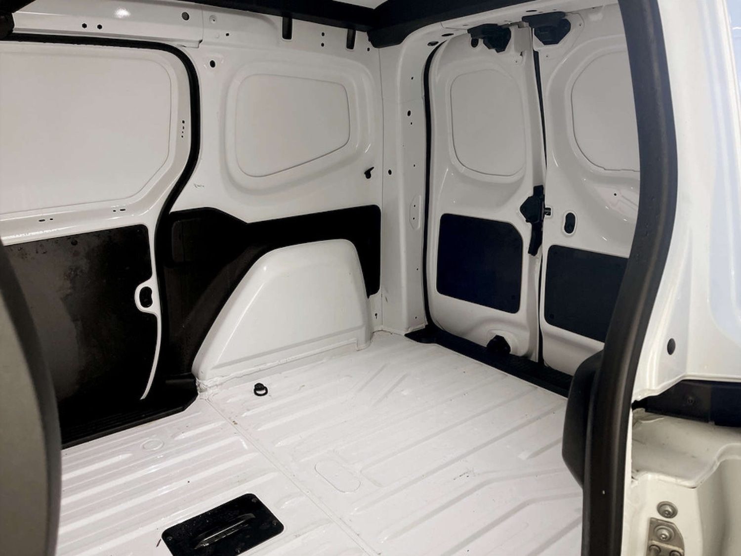 Used Nissan Other 2023 for sale - 77569698: Photo 14