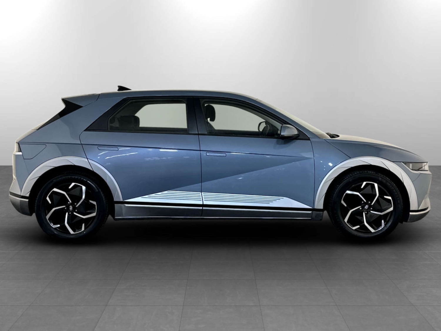 Used Hyundai IONIQ 5 2023 for sale - 77749120: Photo 11