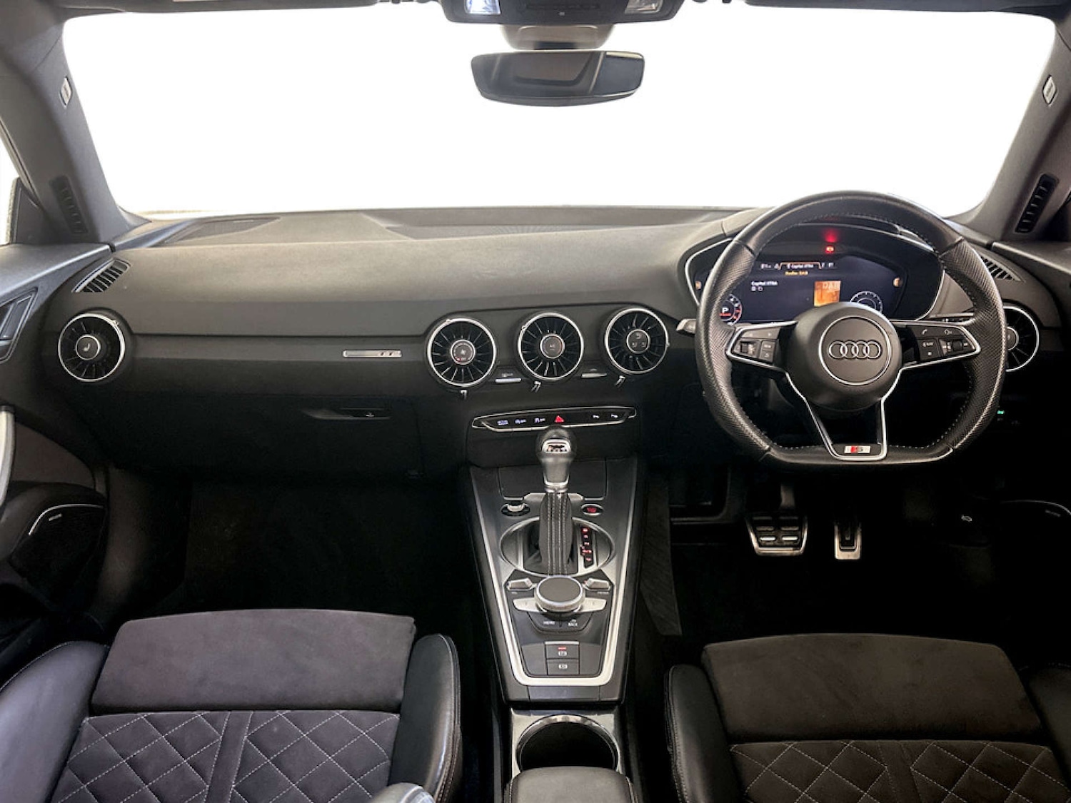 Used Audi TT 2021 for sale - 77185617: Photo 3